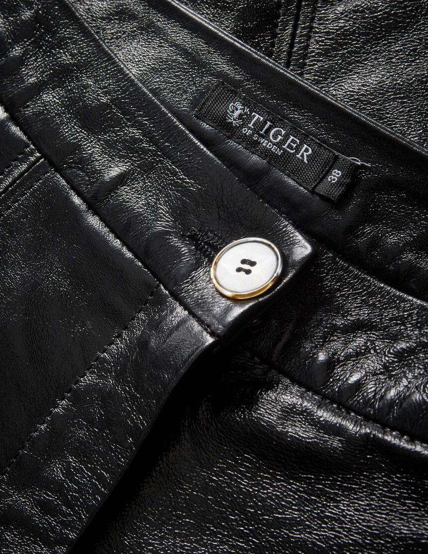SOL TROUSERS in Midnight Black from Tiger of Sweden SOL TROUSERS in Midnight Black from Tiger of Sweden