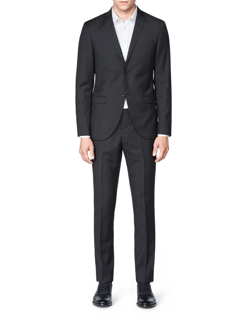 Gordon trousers in Dark grey from Tiger of Sweden Gordon trousers in Dark grey from Tiger of Sweden