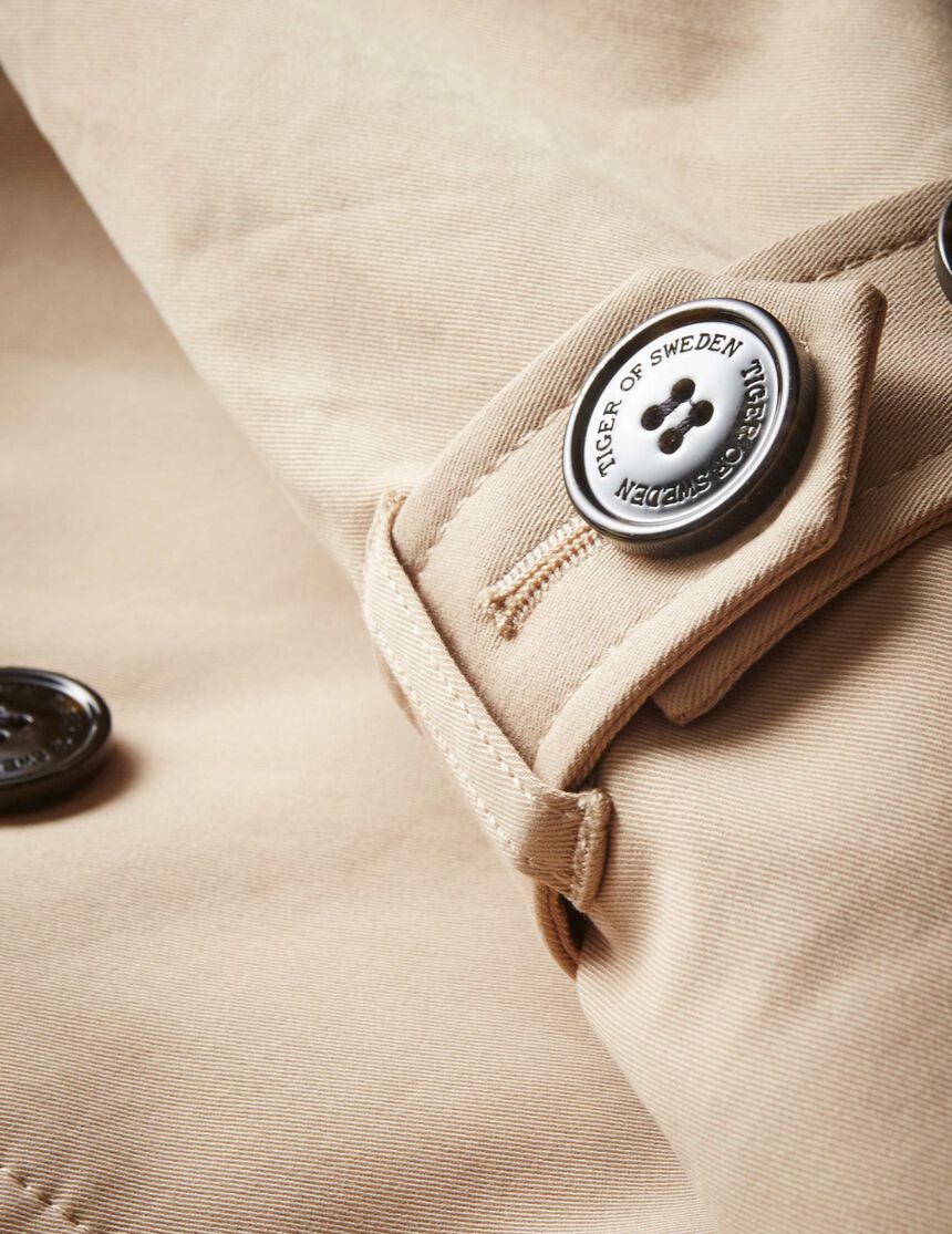 INDIO TRENCH COAT in Nomad from Tiger of Sweden INDIO TRENCH COAT in Nomad from Tiger of Sweden