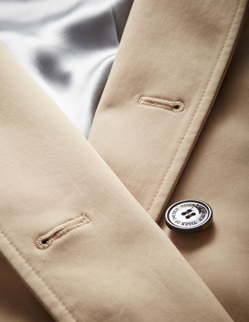 INDIO TRENCH COAT in Nomad from Tiger of Sweden INDIO TRENCH COAT in Nomad from Tiger of Sweden